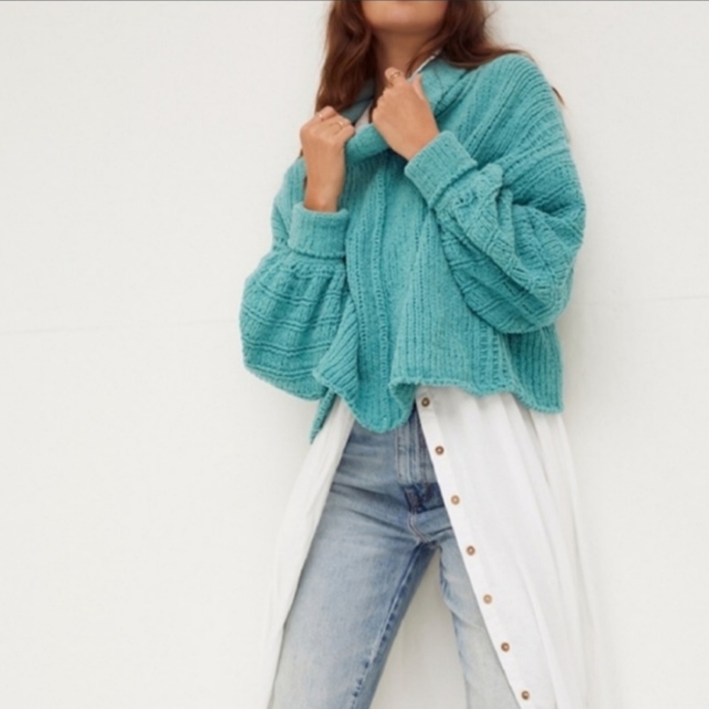 FREE PEOPLE - Be Yours Cowl Sweater Emerald Aura - Picture 3 of 6